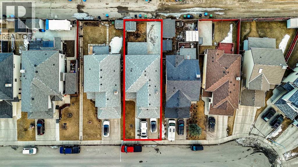 148 Martha's Manor NE