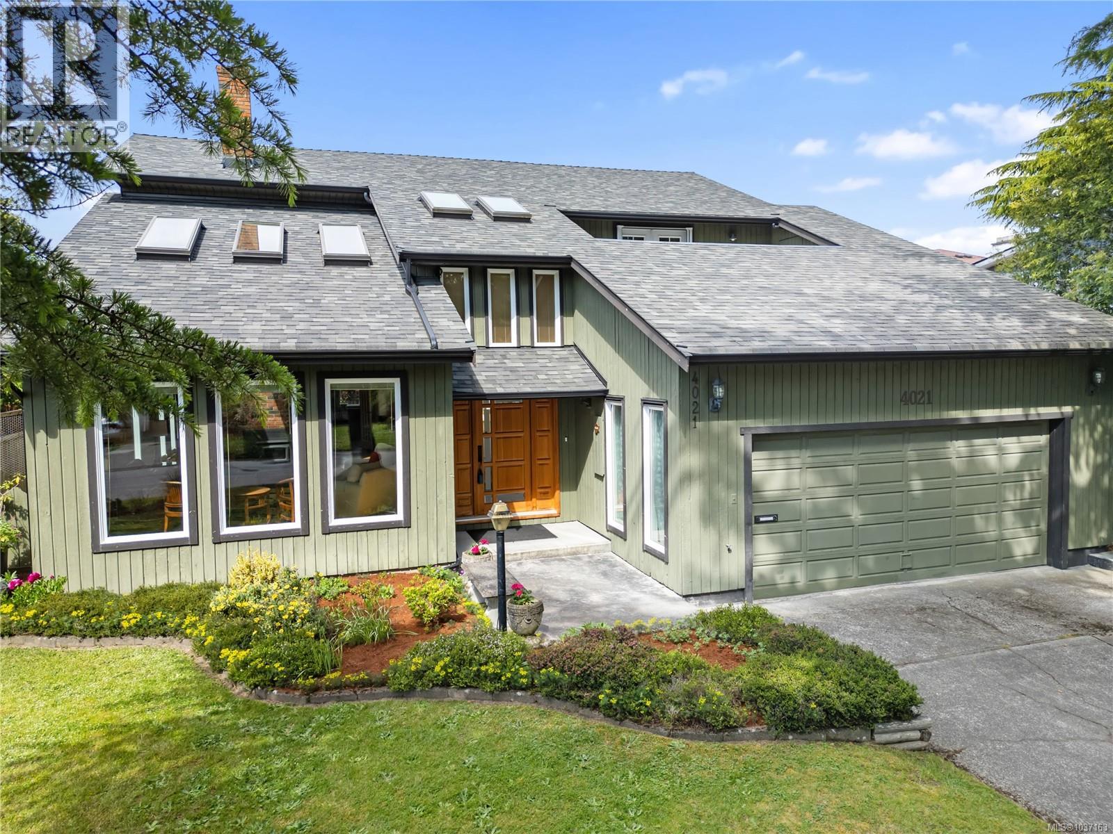4021 Dawnview Cres