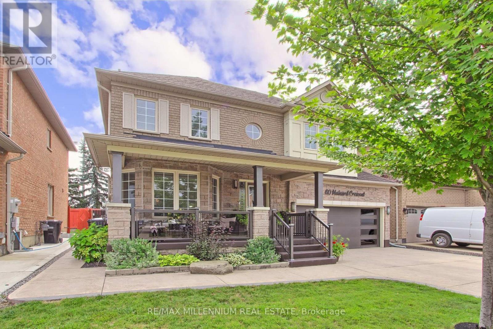 60 MAINARD CRESCENT