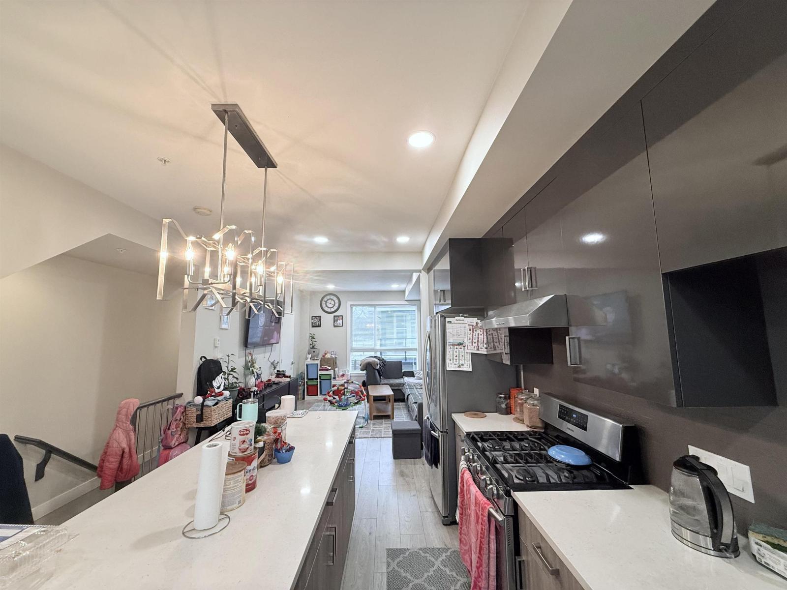 79 8413 MIDTOWN WAY|Chilliwack Proper South