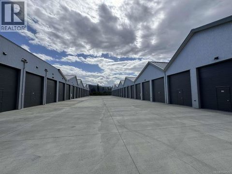 3 2794 Beck Ave Cumberland BC V0R1S0