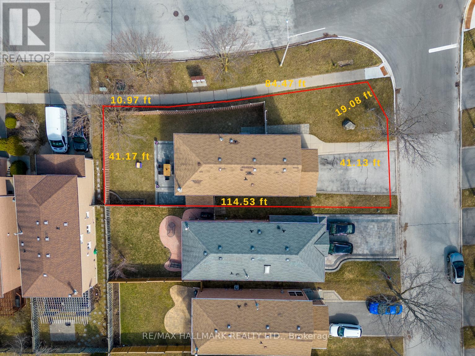 2 CEDARHURST DRIVE