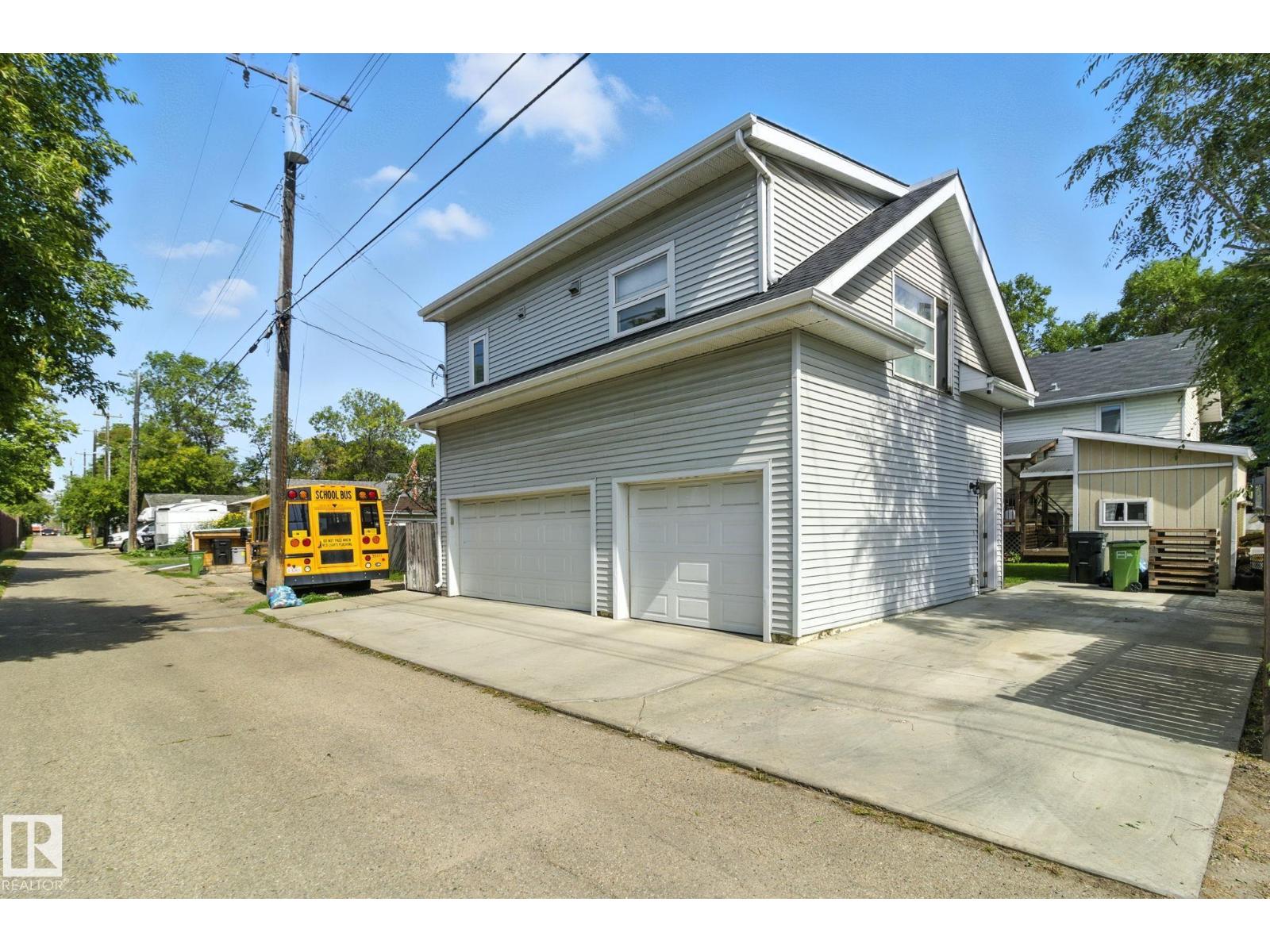 11530 71 ST NW