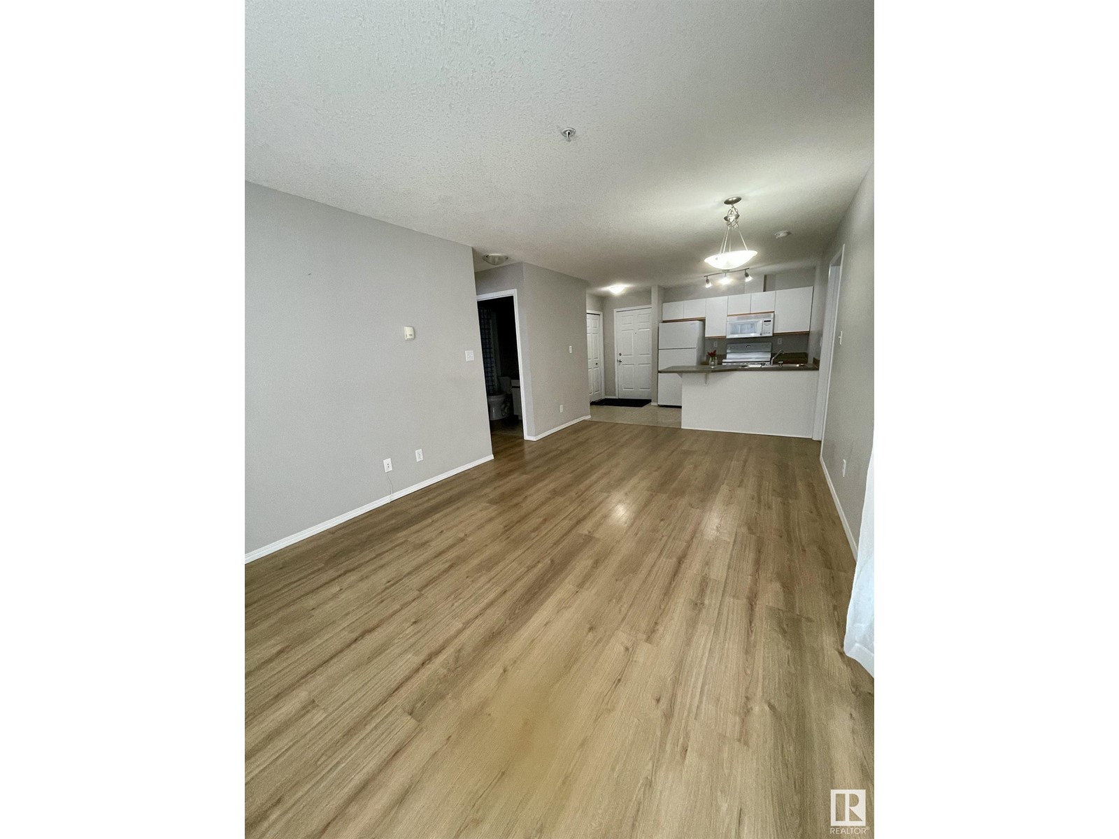 #313 4310 33 ST