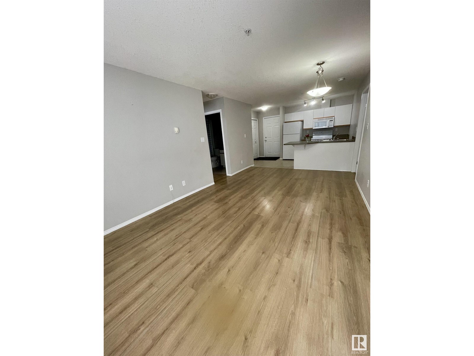 #313 4310 33 ST