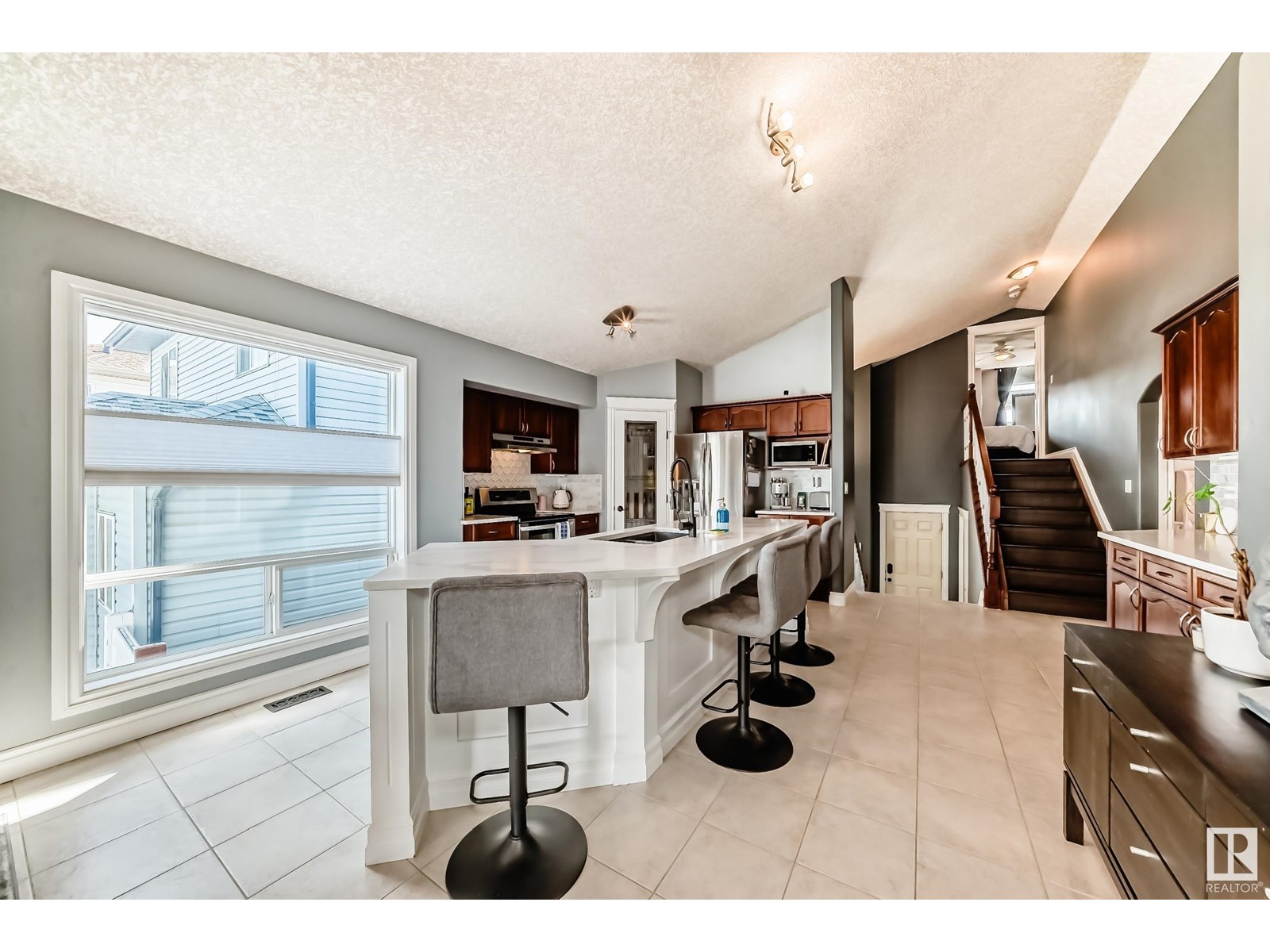 4708 164 AV NW