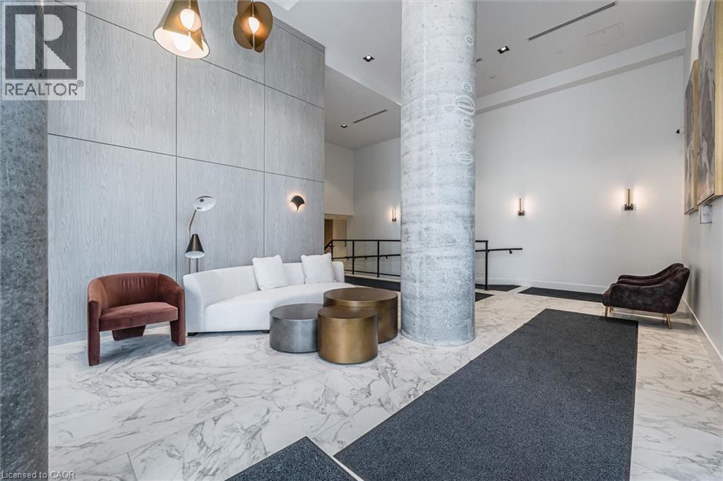 15 WELLINGTON Street S Unit# 903
