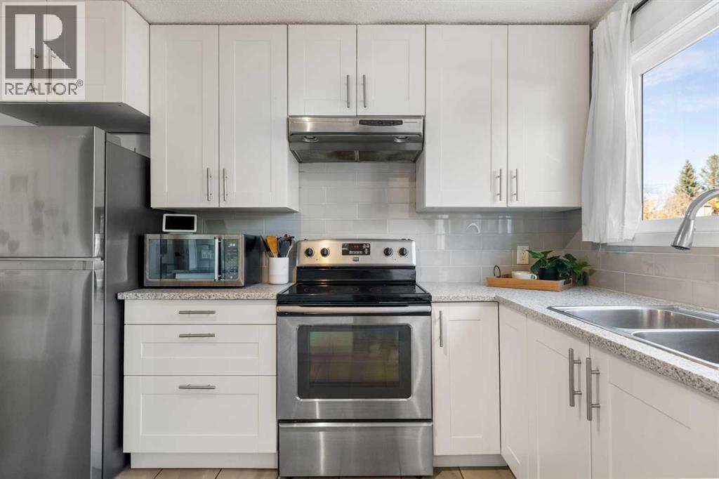 11 Deerfield Circle SE