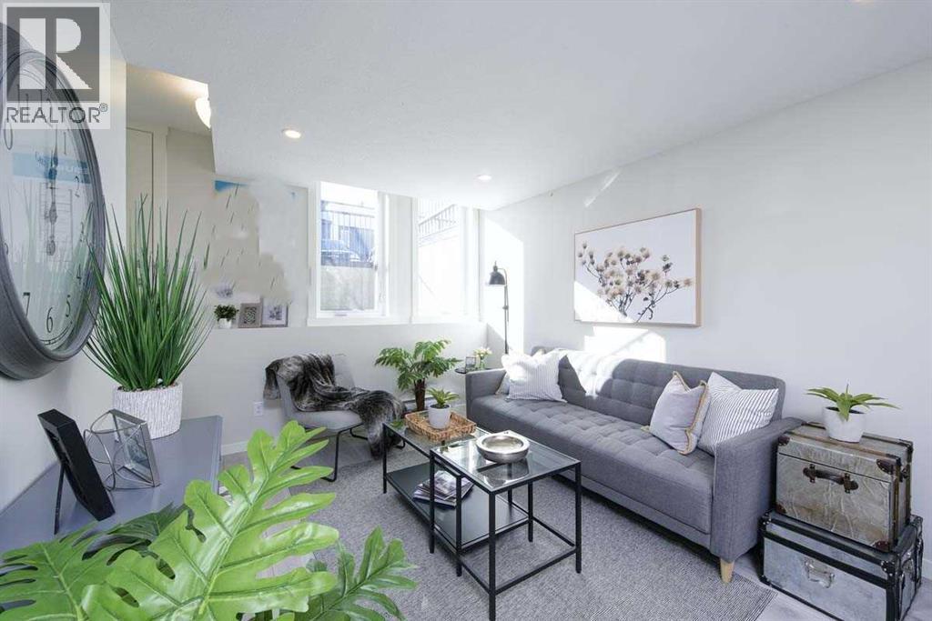 1113, 135 Mahogany Parade SE