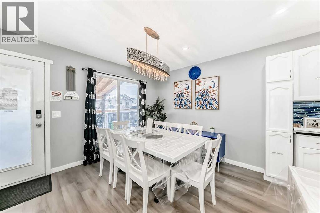 240 Applewood Drive SE