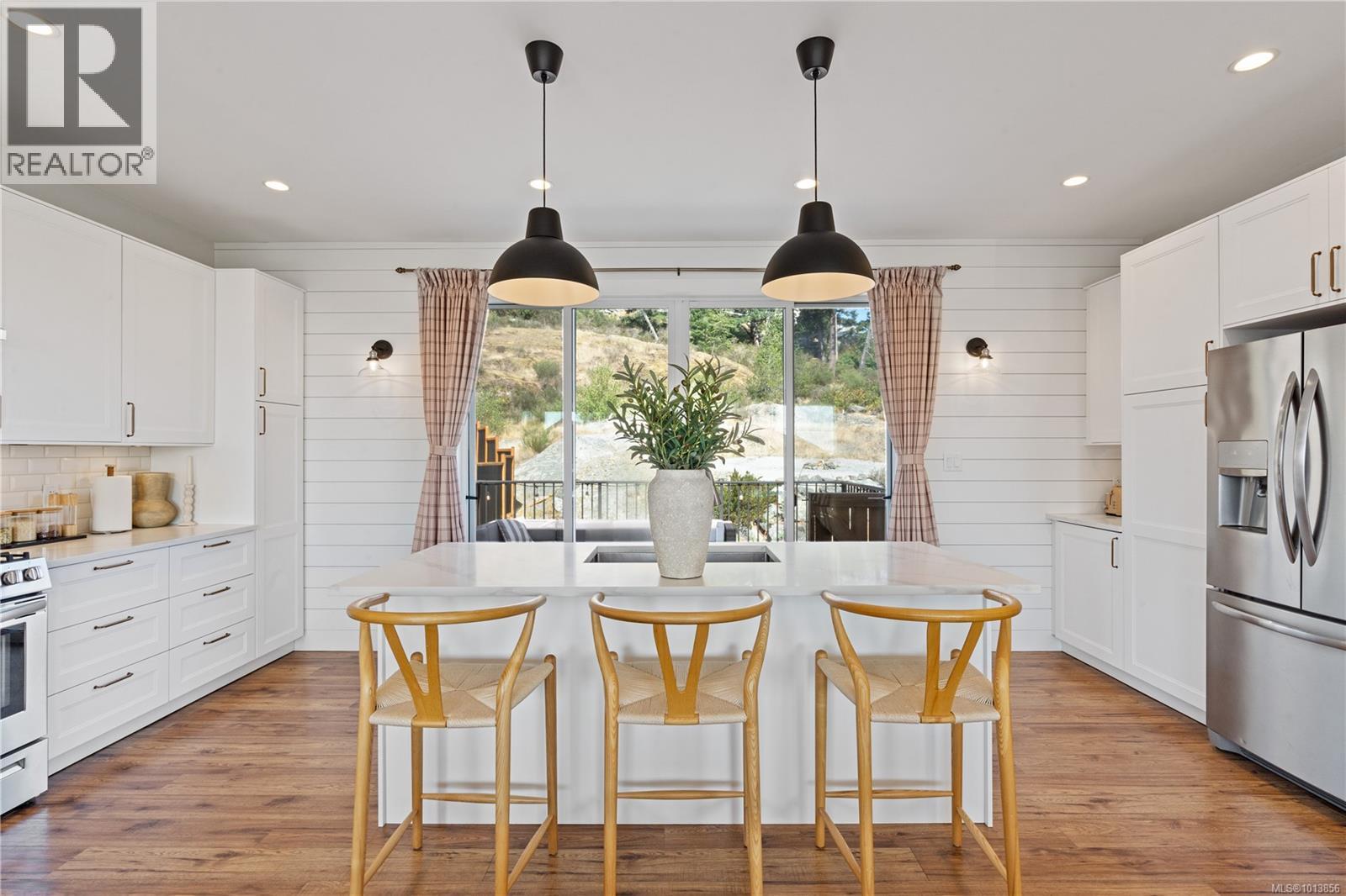 2316 Mountain Heights Dr