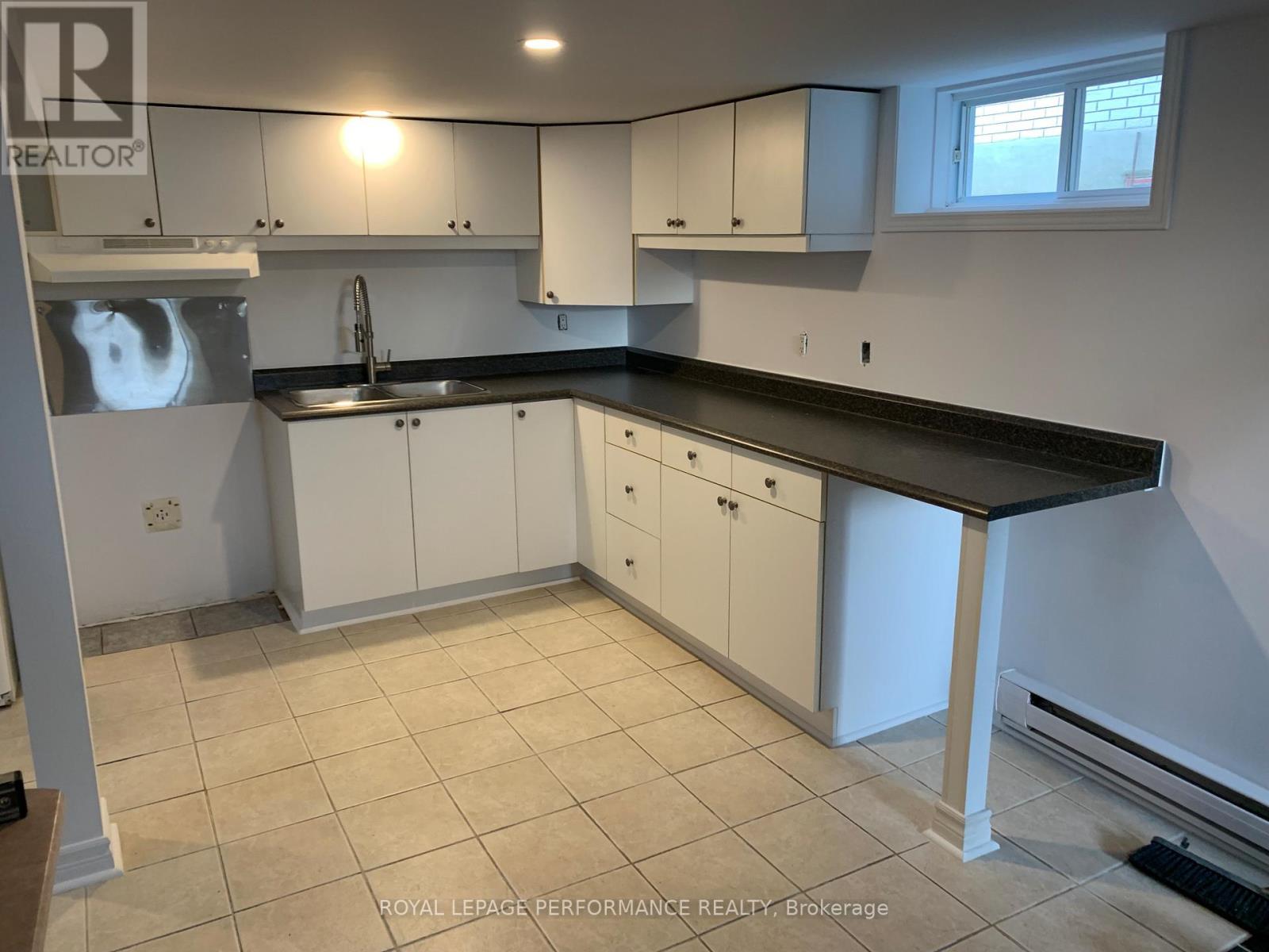 B - 645 ST ISIDORE STREET