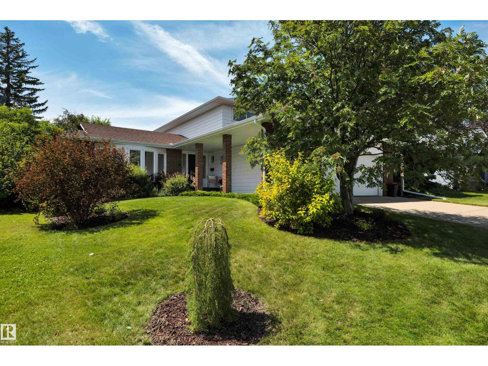 15127 43 AV NW NW