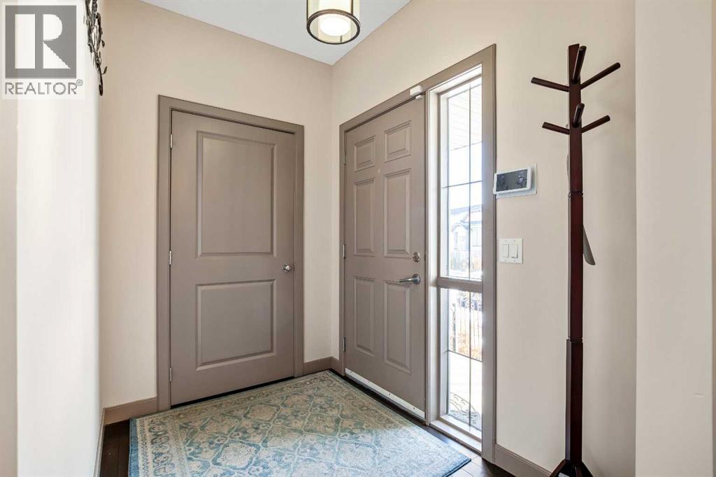 77 Elgin Meadows Manor SE