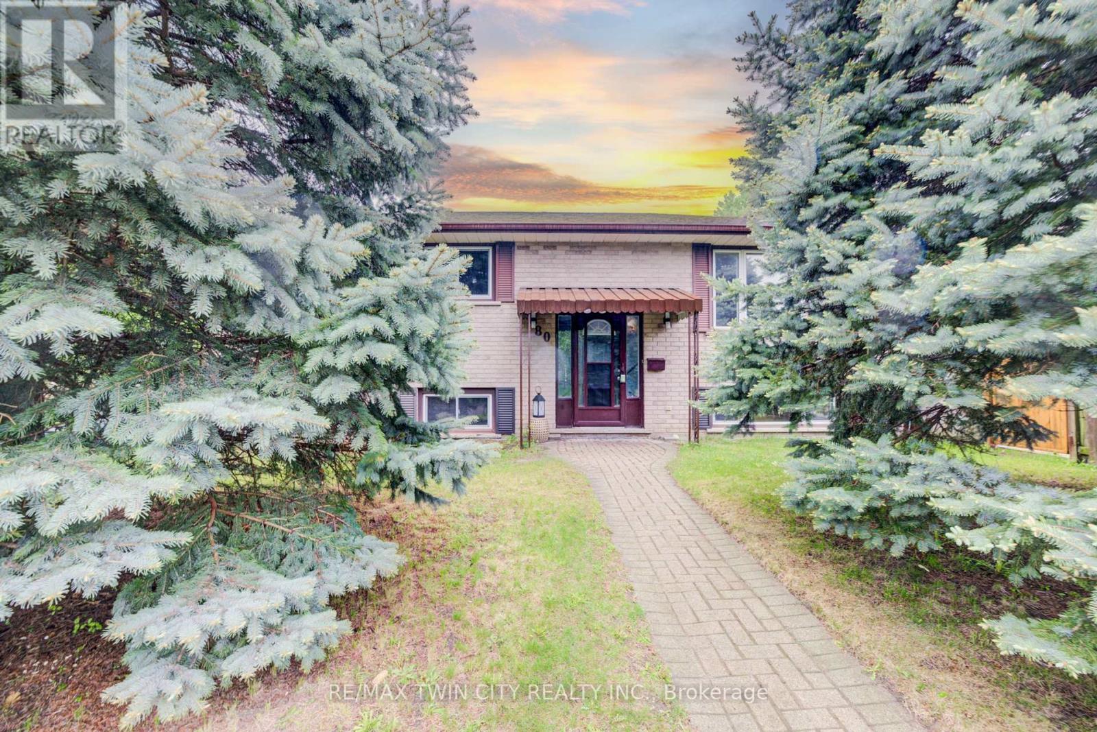 80 FOLKSTONE CRESCENT