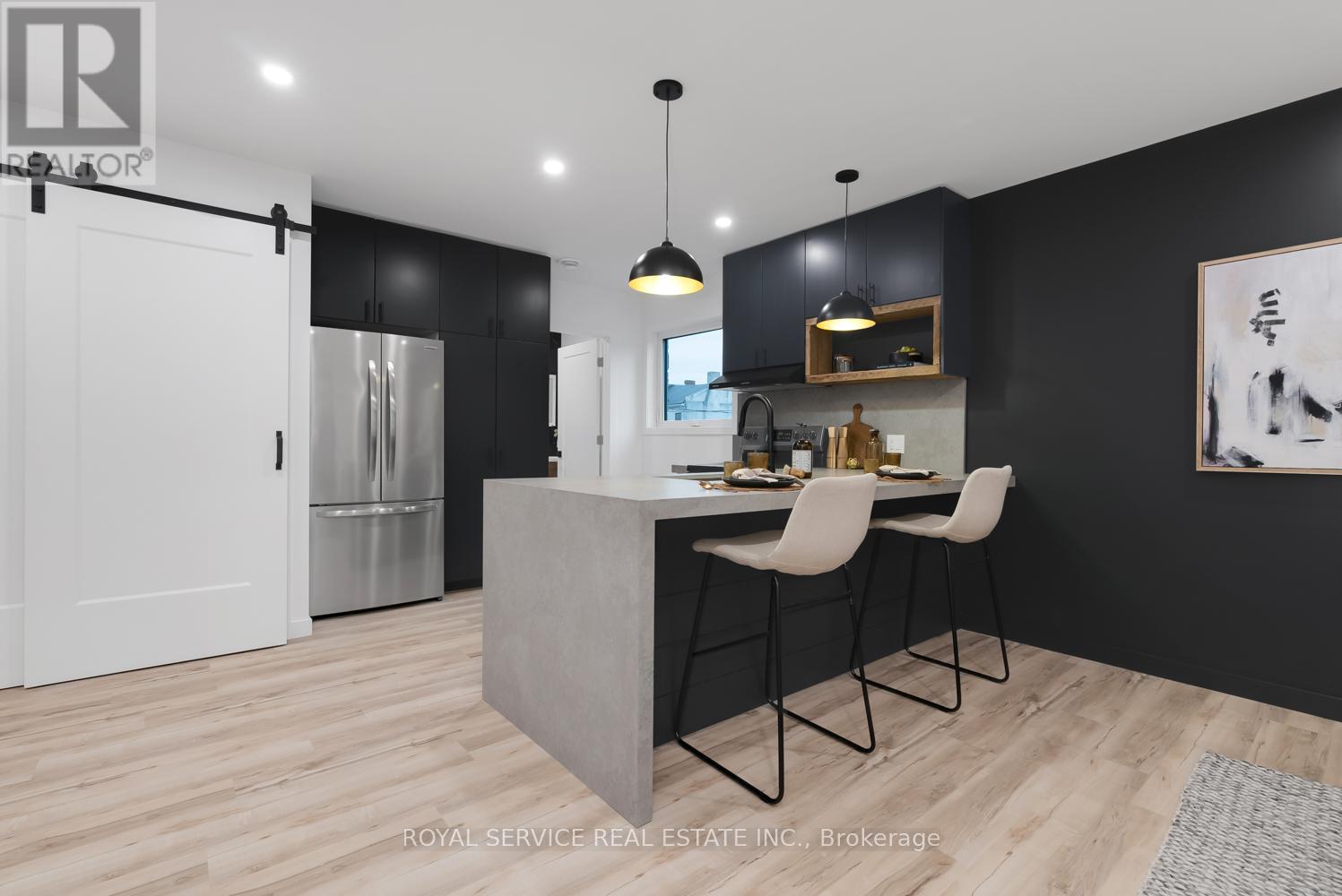 UNIT 1 - 256 GEORGE STREET