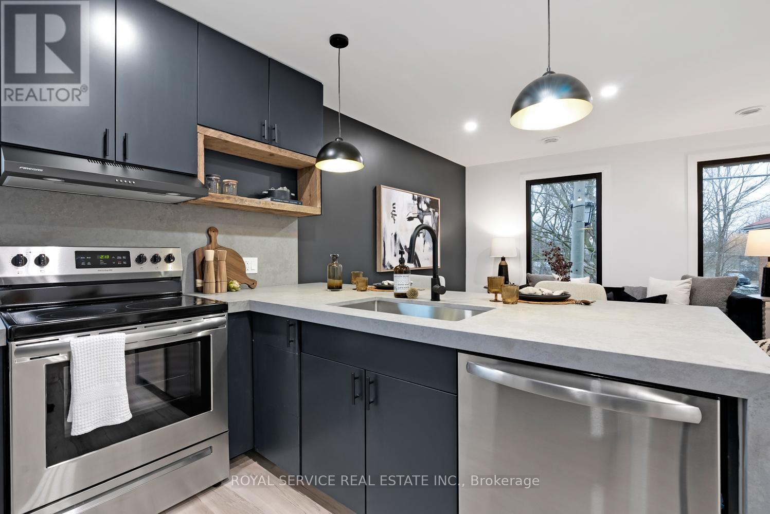 UNIT 1 - 256 GEORGE STREET