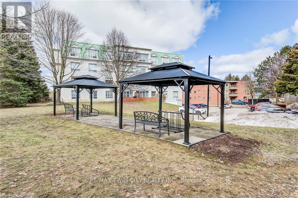 507 - 405 ERB STREET W