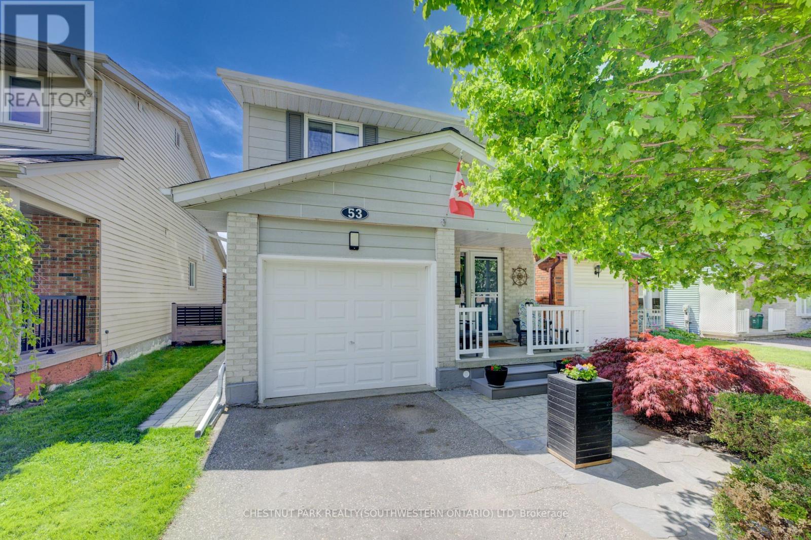 53 RISTAU CRESCENT