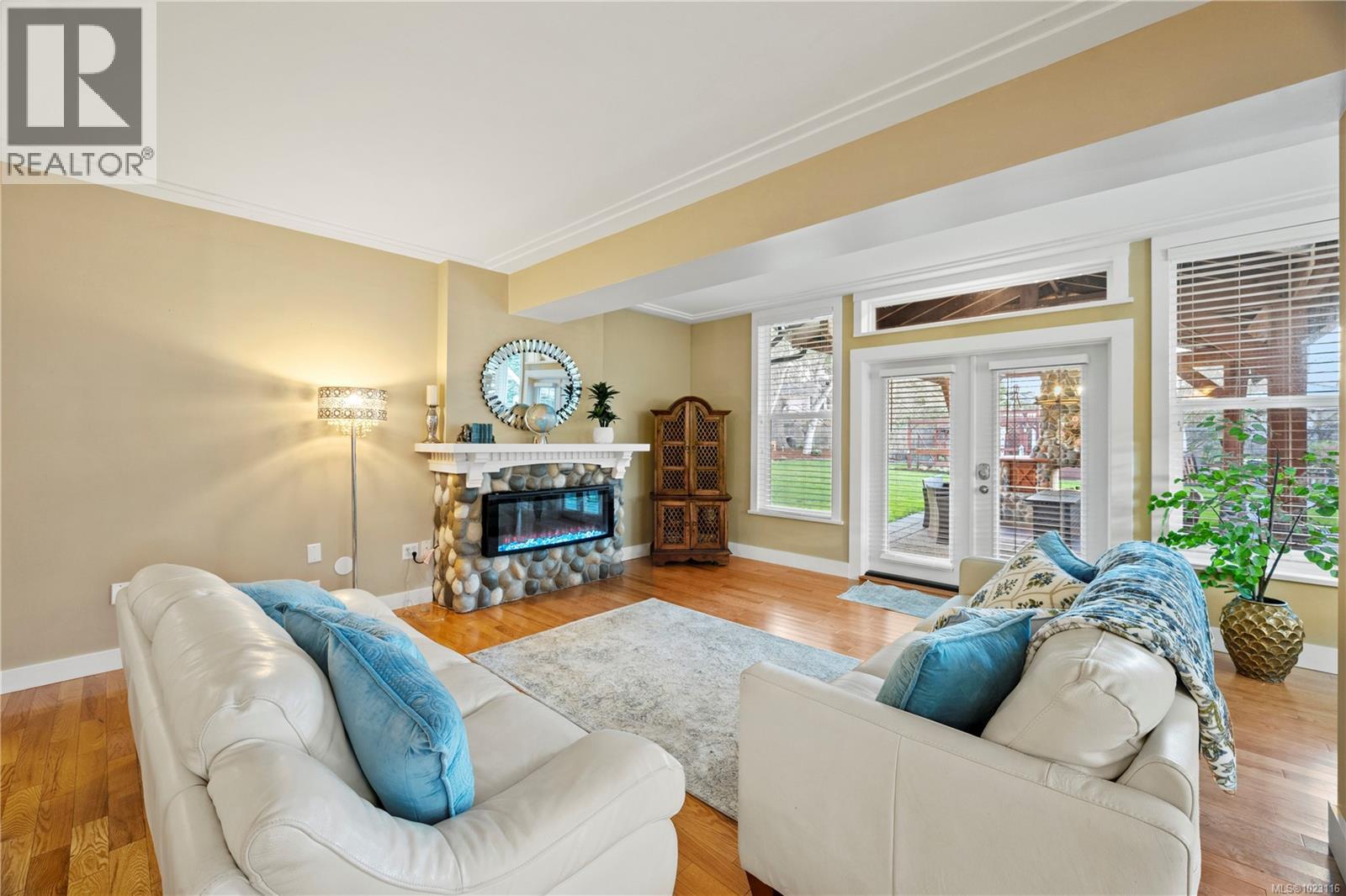 4937 Eagle View Lane