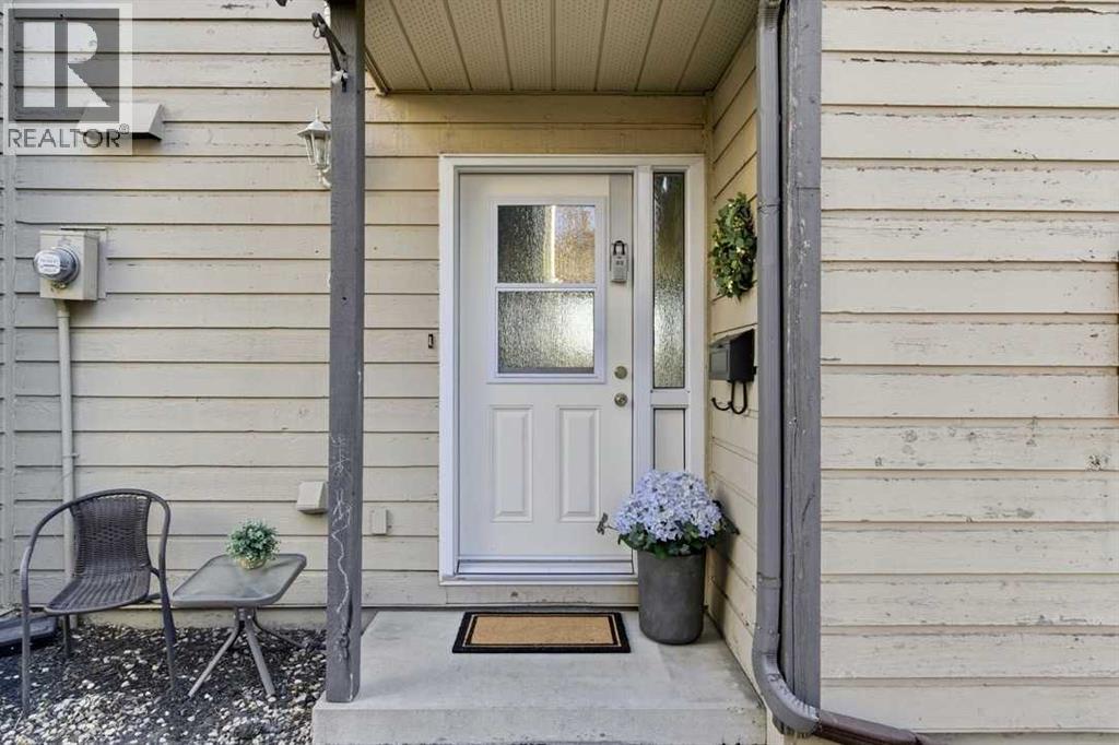 6, 99 Grier Place NE