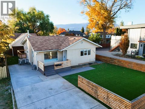 2174 Richter Avenue Kelowna BC V1Y2P1