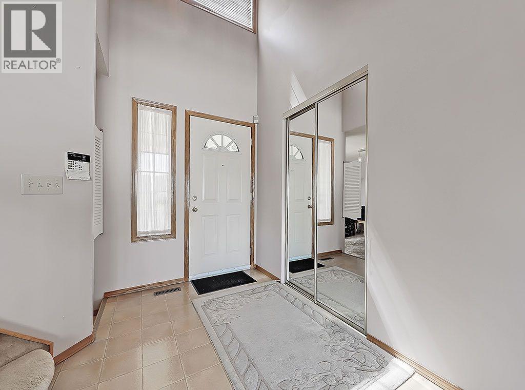 154 Sandarac Drive NW