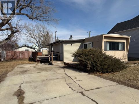 234 9 Street Beiseker AB T0M0G0