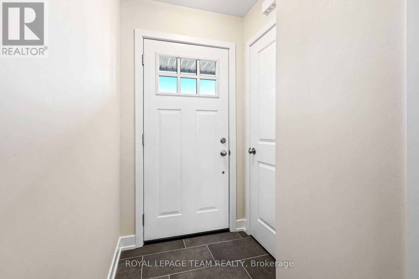 22 MARGARET GRAHAM TERRACE