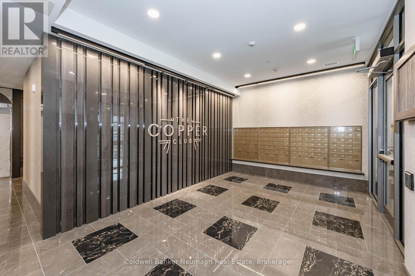 410 - 73 ARTHUR STREET S