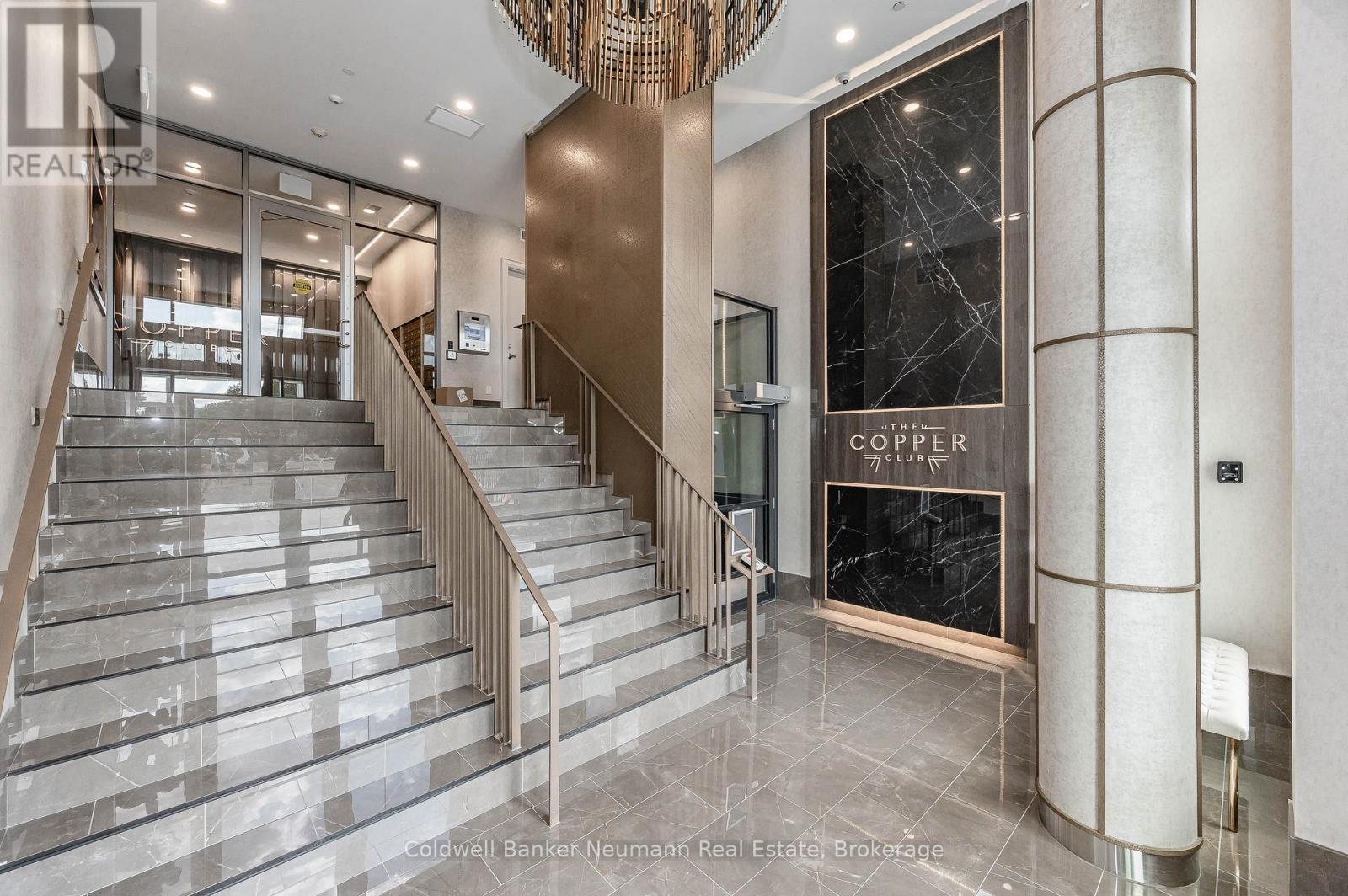 410 - 73 ARTHUR STREET S