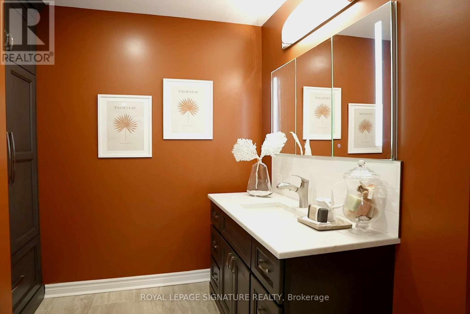 106 - 220 MAIN STREET N