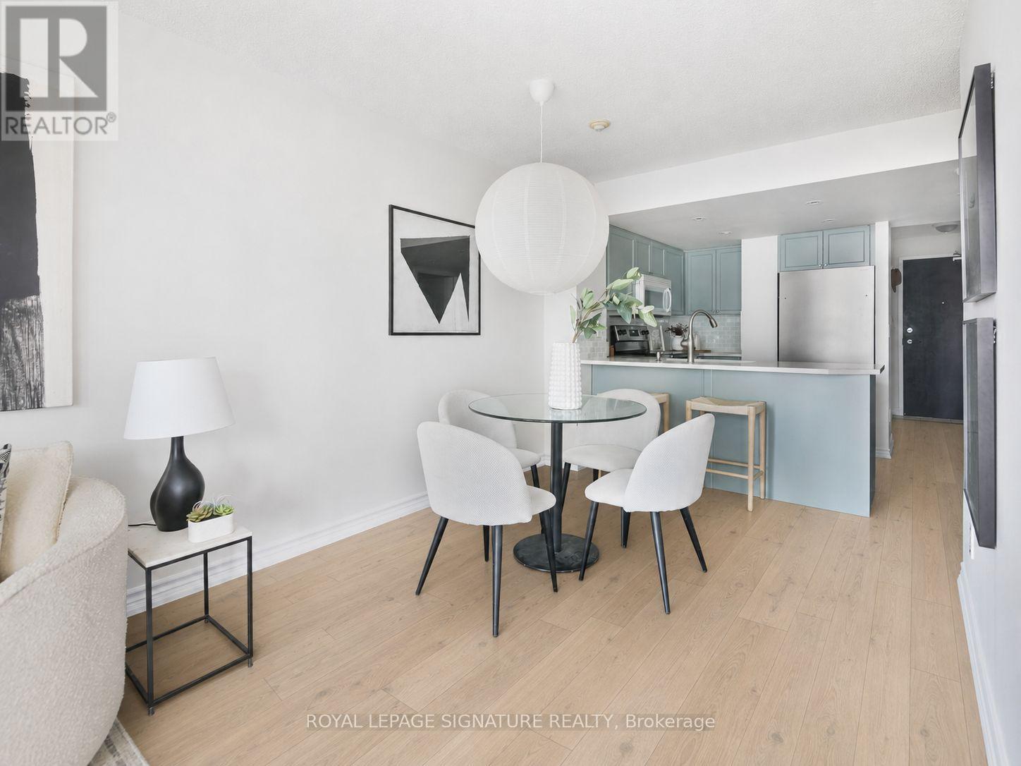 1102 - 231 FORT YORK BOULEVARD
