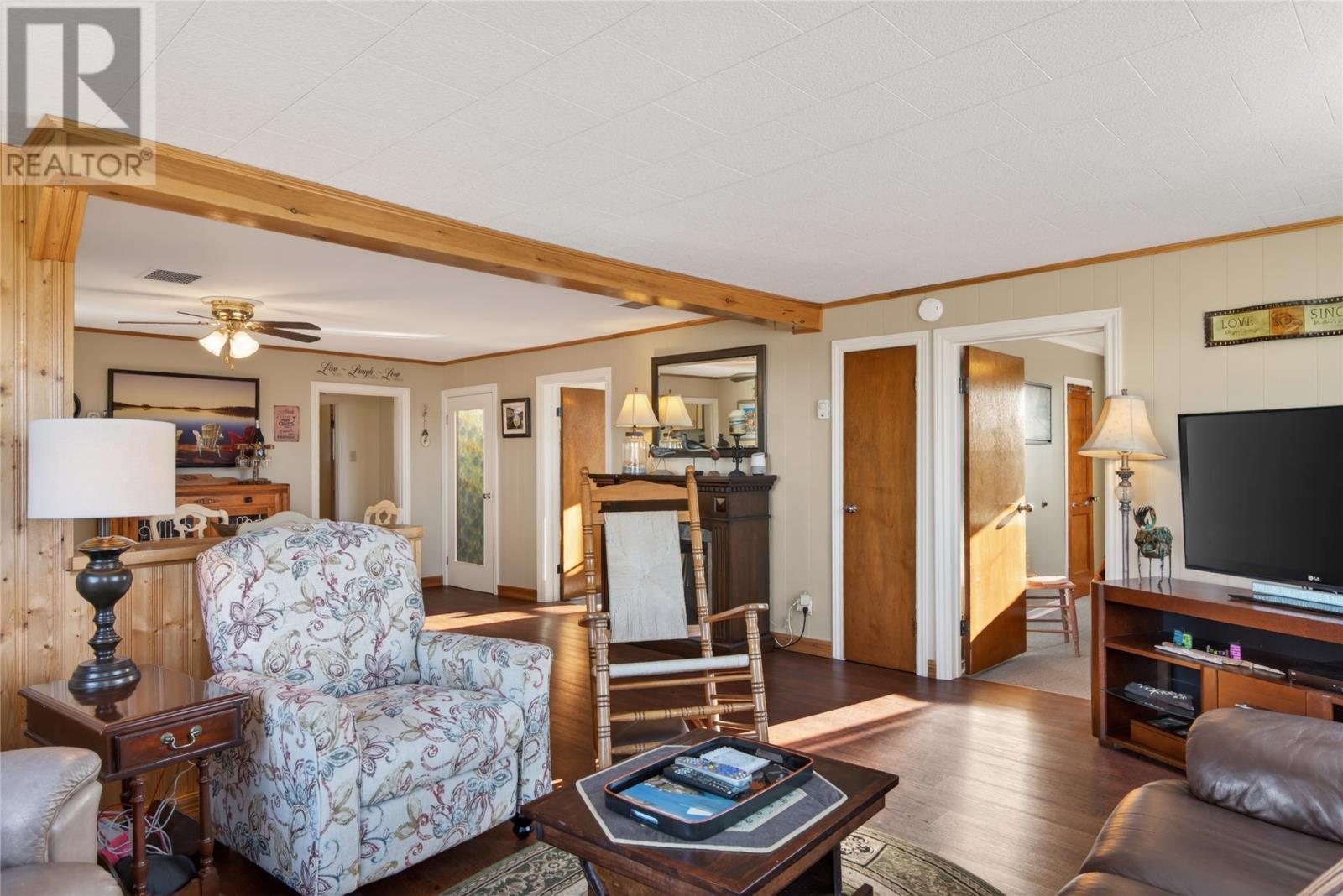 39 Church Loop