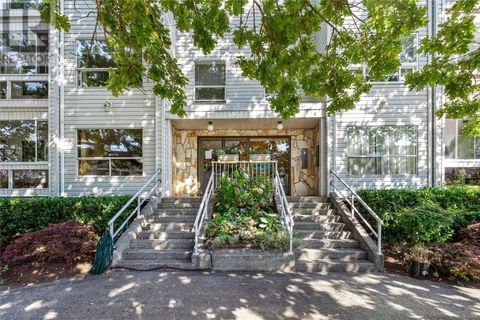 302 100 Dawes St Nanaimo BC V9S1A3