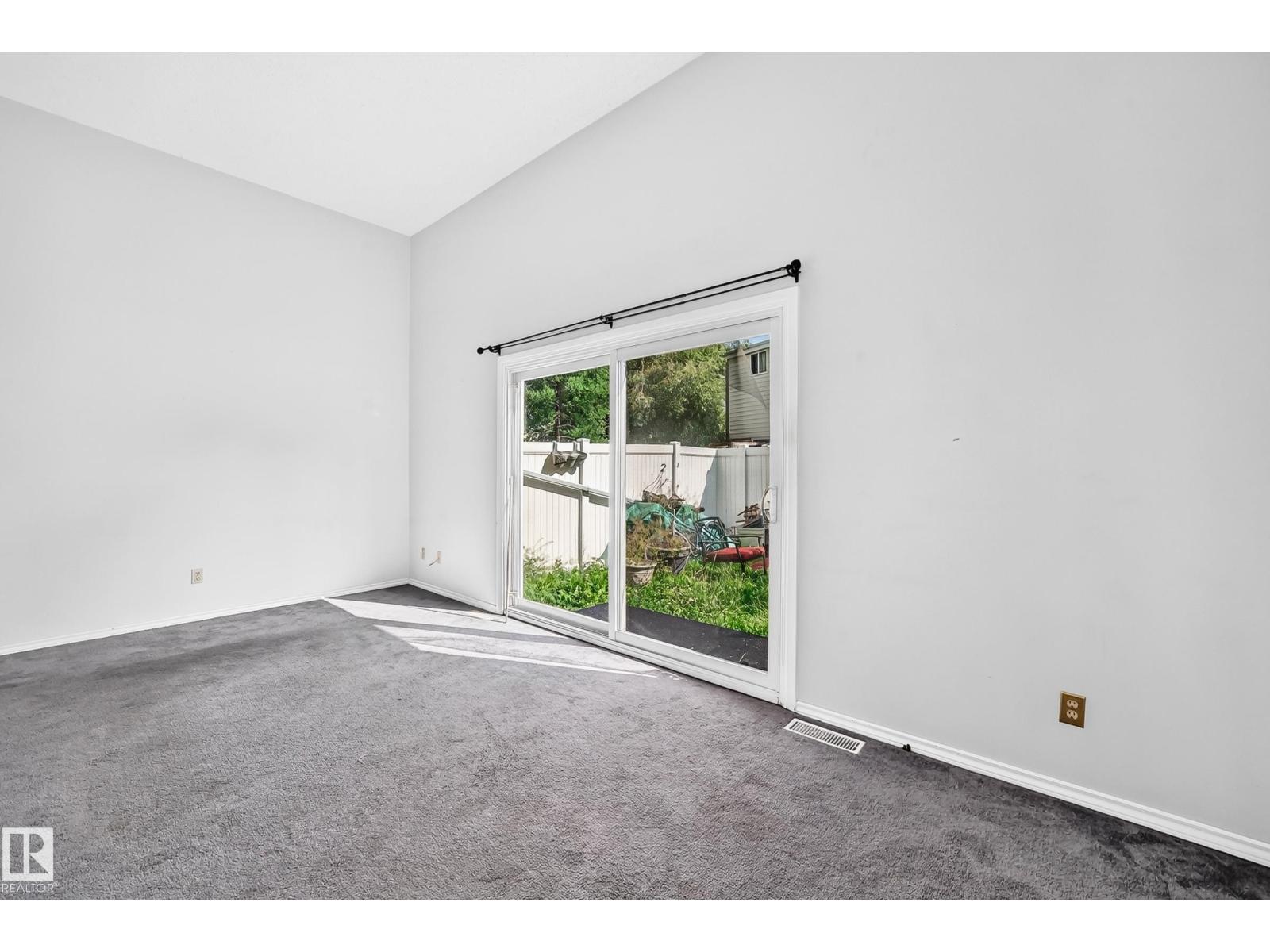 14630 52 ST NW