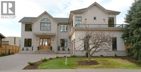 2945 Toronto Crescent NW Calgary AB T2N3W4