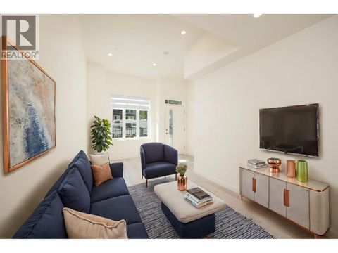 8 6929 BALMORAL STREET Burnaby BC V5E0C7