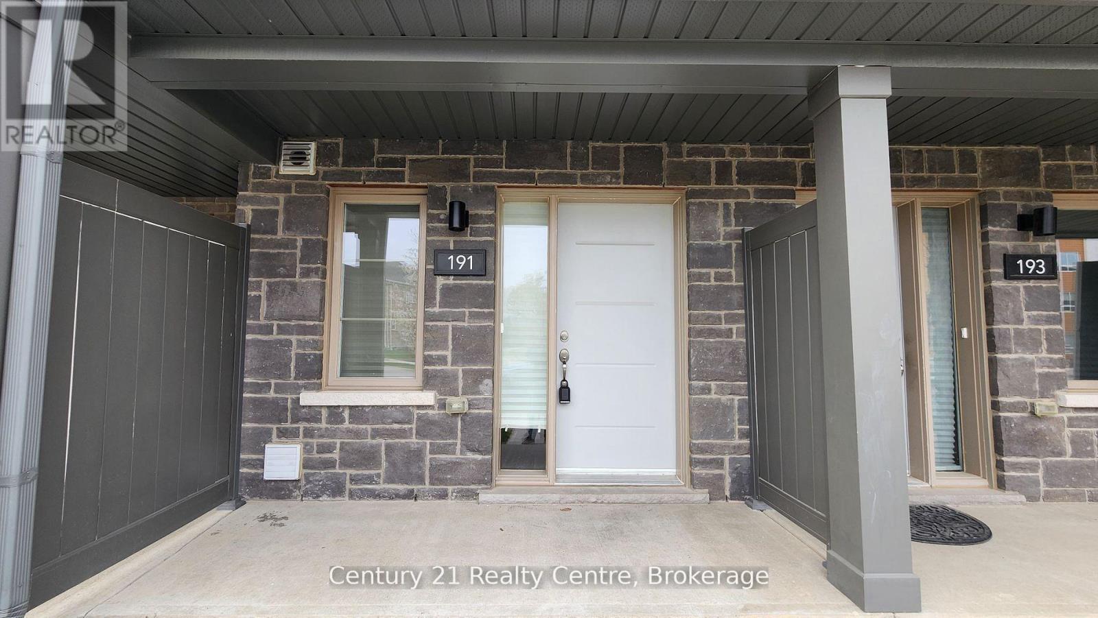 191 WEST OAK TRAIL