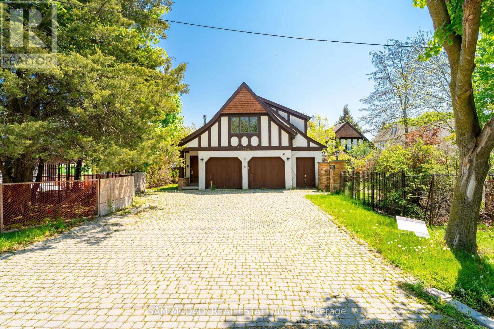 1588 WATERSEDGE ROAD