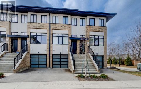 29 WILINGS LANE Hamilton (Ancaster) ON L9G0H3