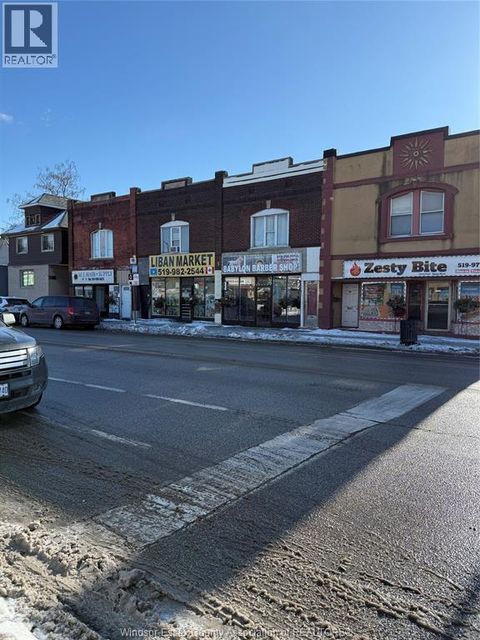 917 WYANDOTTE STREET East Windsor ON N9A3K6