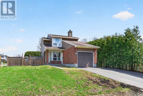 1631 SAXONY CRESCENT Ottawa ON K1B5K8