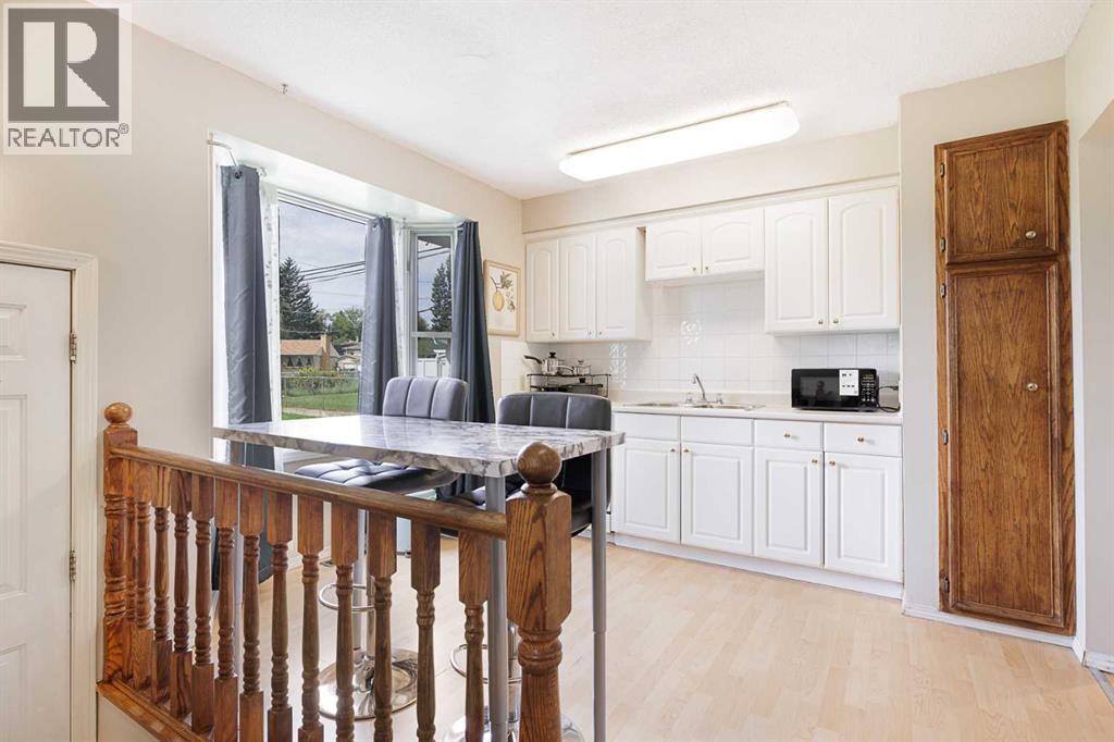 639 Thornhill Drive NW