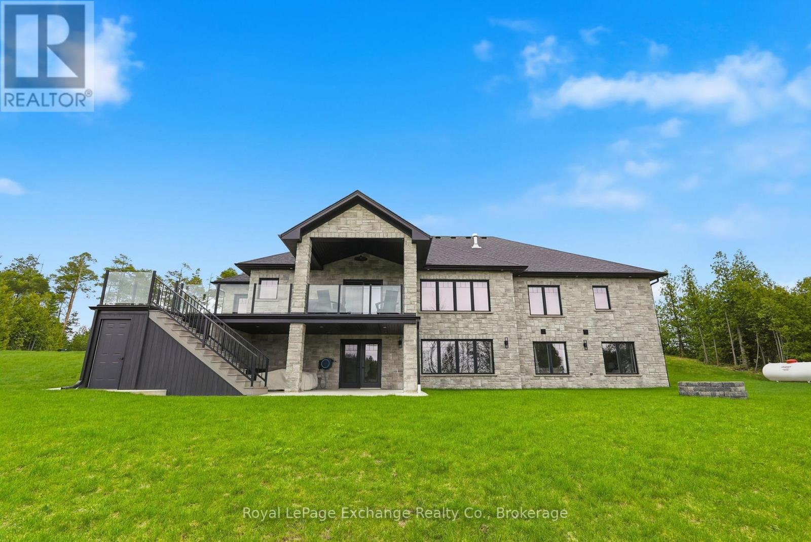 150 LOUISE CREEK CRESCENT