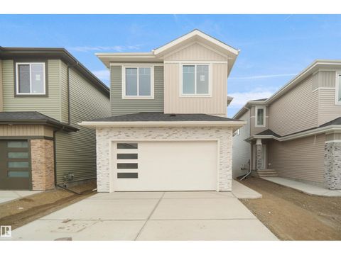 13 AXELWOOD CR Spruce Grove AB T7X4G4