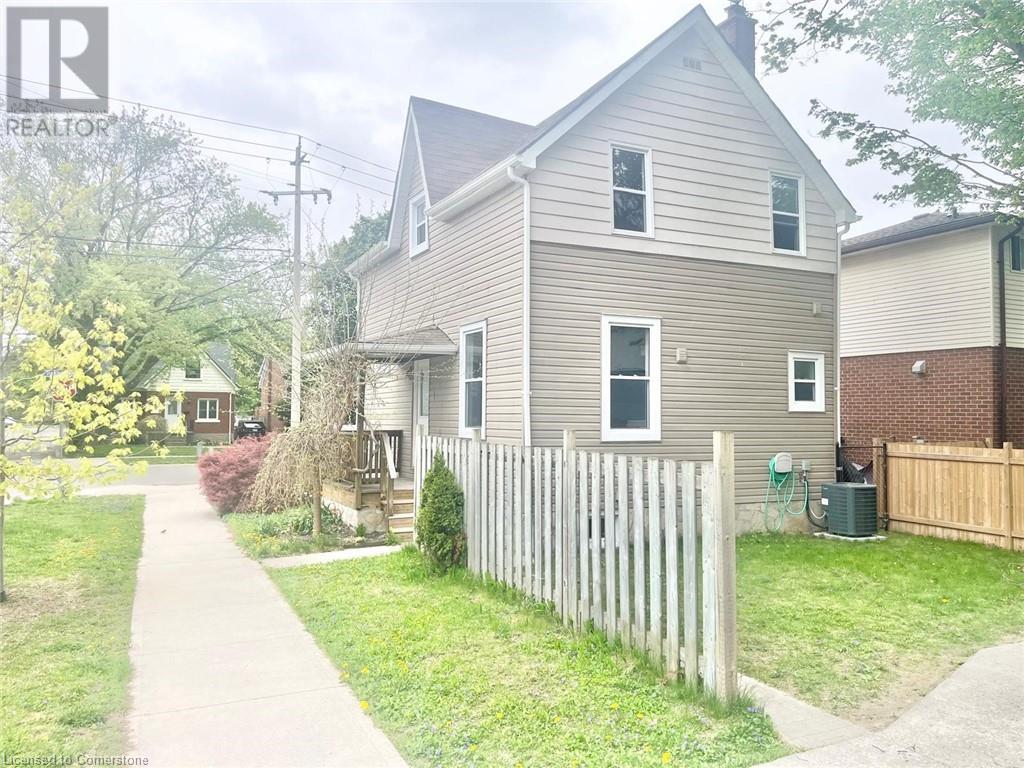305 PATRICIA Avenue