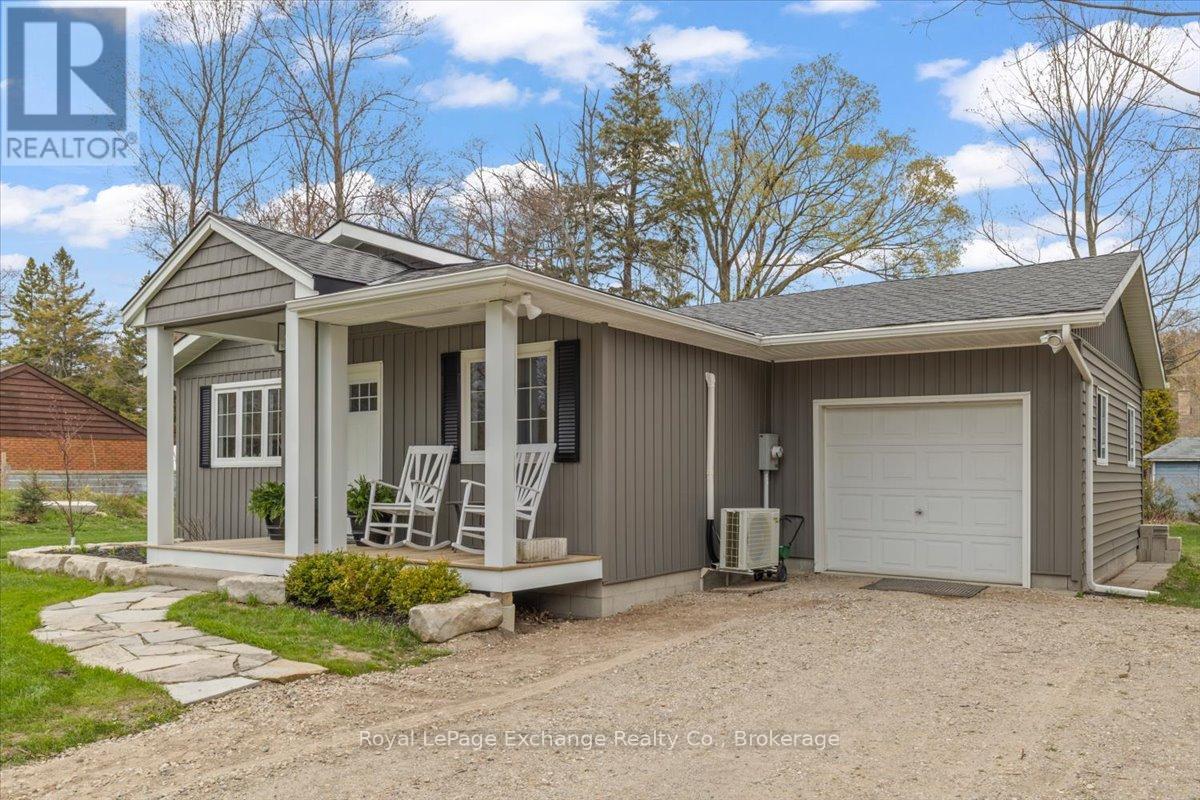 916 TANGLEWOOD DRIVE