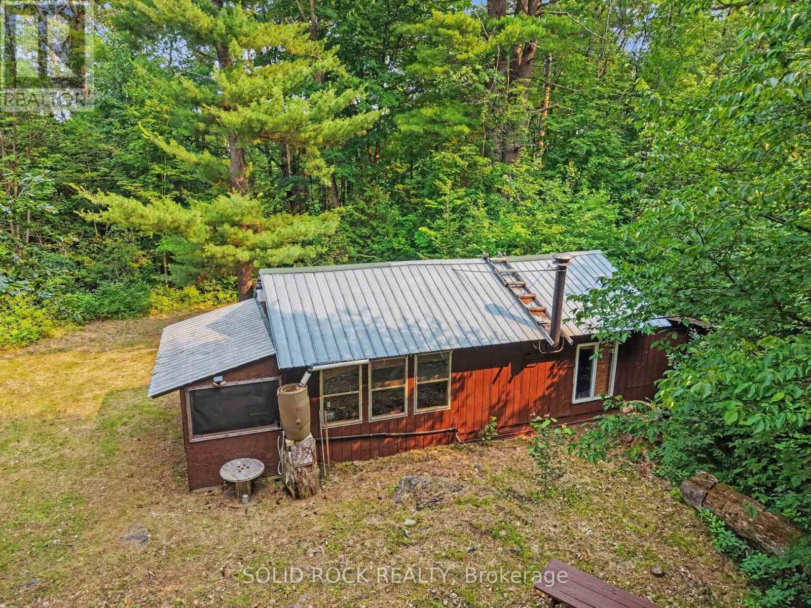 3498 DARLING ROAD N