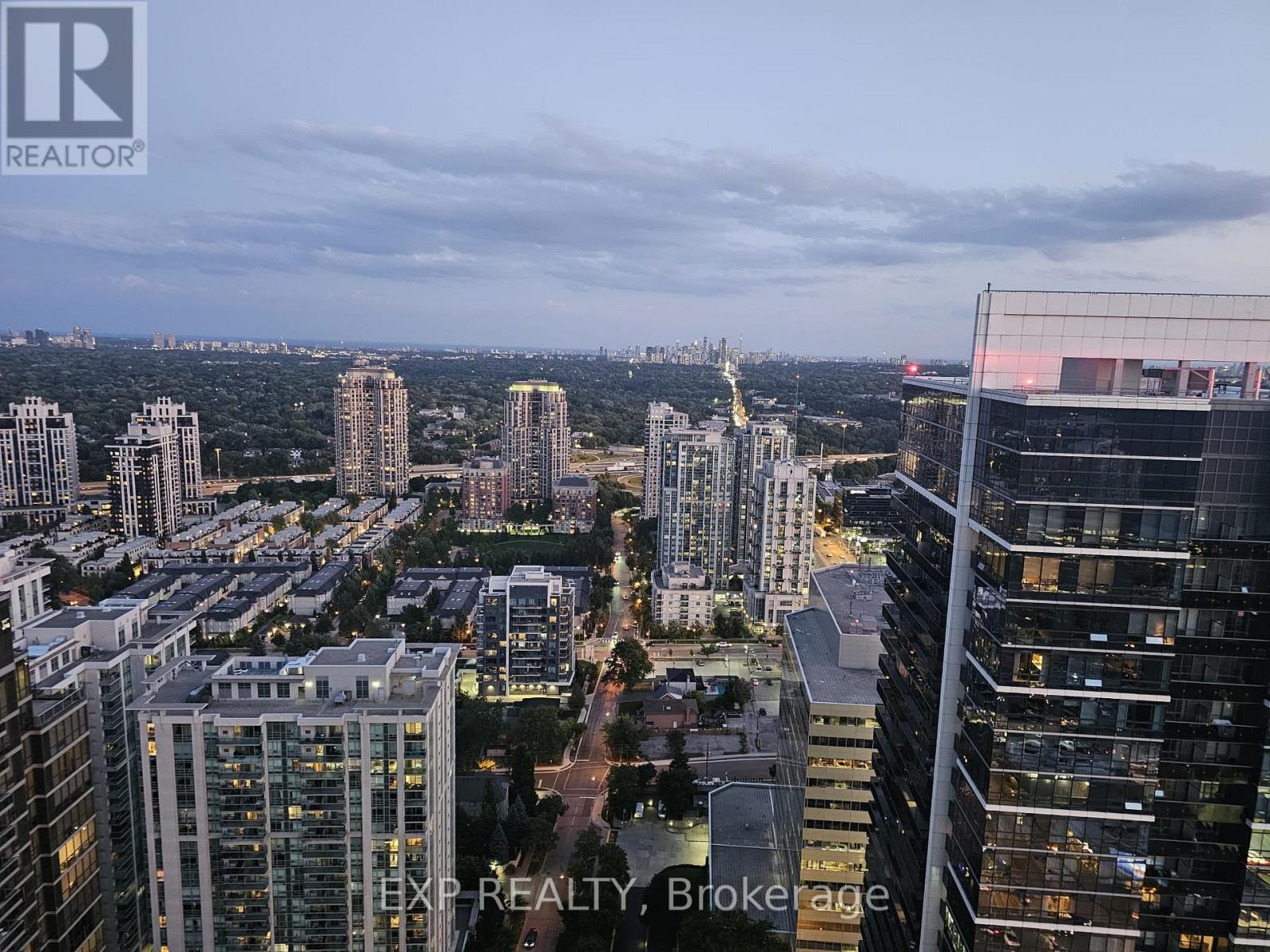 3817 - 5 SHEPPARD AVENUE E